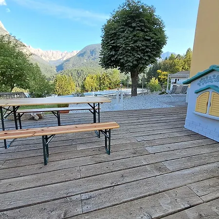 Emilia Homestay szállás *